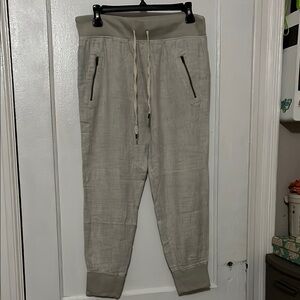 Women’s Gray Jogger Pants Size 2 | 23” inseam